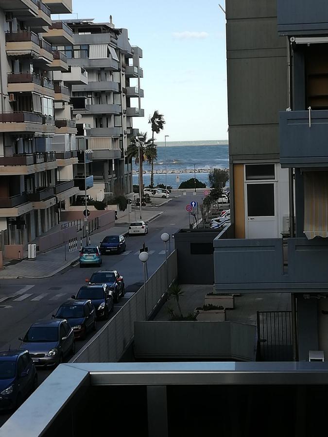 Levante Waterfront Bari Exterior foto