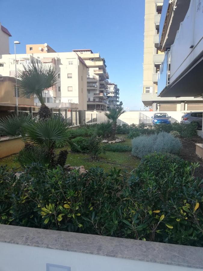Levante Waterfront Bari Exterior foto